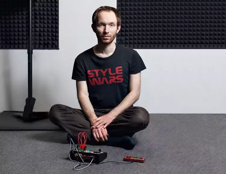 Самые перспективные художники по версии Forbes. Художник Дмитрий Морозов