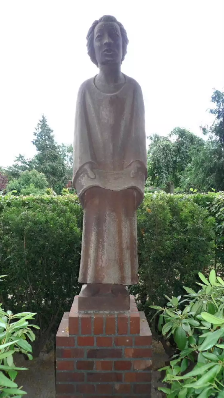 Эрнст Барлах. Скульптура «Поющий ученик монастыря», 1931