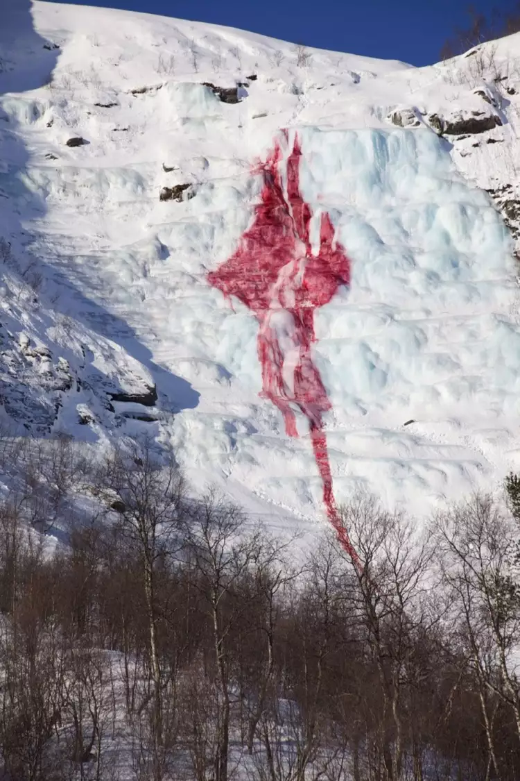 Современное искусство. Эваристти. Водопад в Норвегии