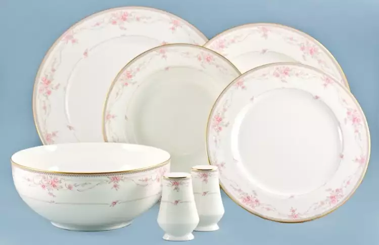 Narumi. Костяной фарфор