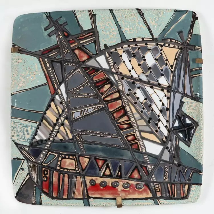 А. Л. Удальцова. Декоративное панно «Парус». Москва, 2005