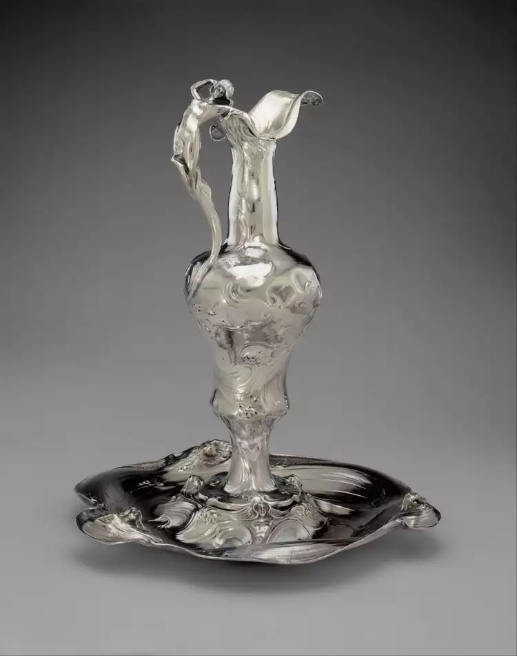 American Silver. Gorham Manufacturing Company. Pitcher on Martele stand, 1901 American Silver. Gorham Manufacturing Company. Pitcher on Martele stand, 1901