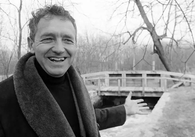 Эндрю Уайет. Фотография «Эндрю Уайетт в Чаддс-Форд», 1964