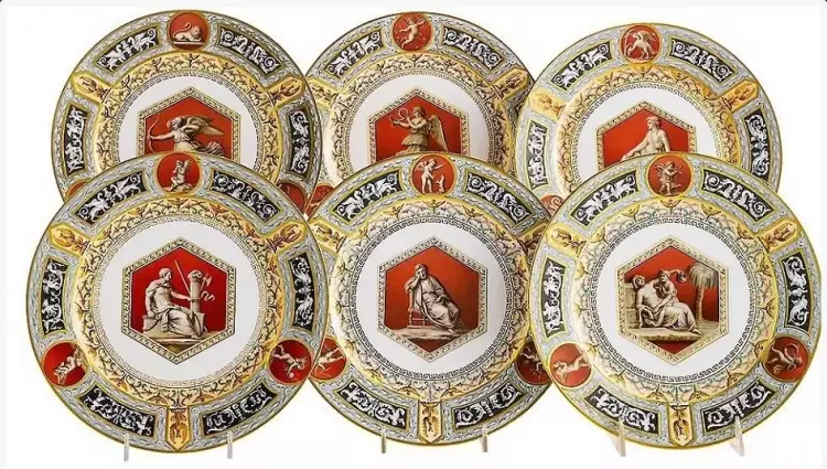 Русский императорский фарфор. Рафаэлевский сервиз, 19 в.