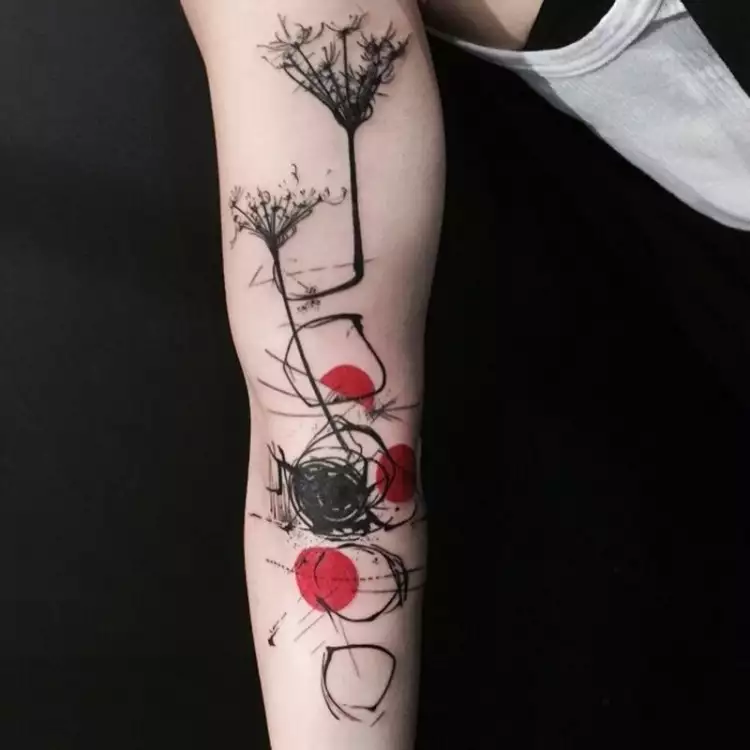 Realistic Trash polka. Тату на руке