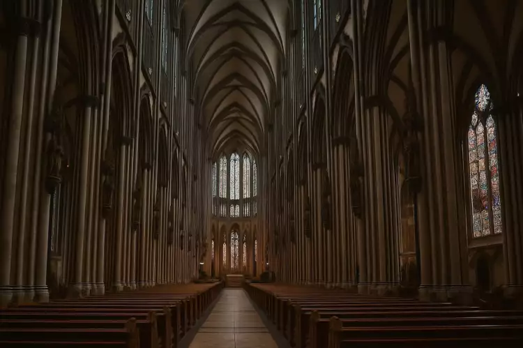 Готика. Интерьер Кельнского собора