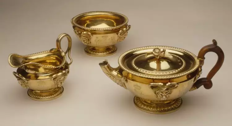 English Silver Tableware. Gilded tea service items, 1813-1814