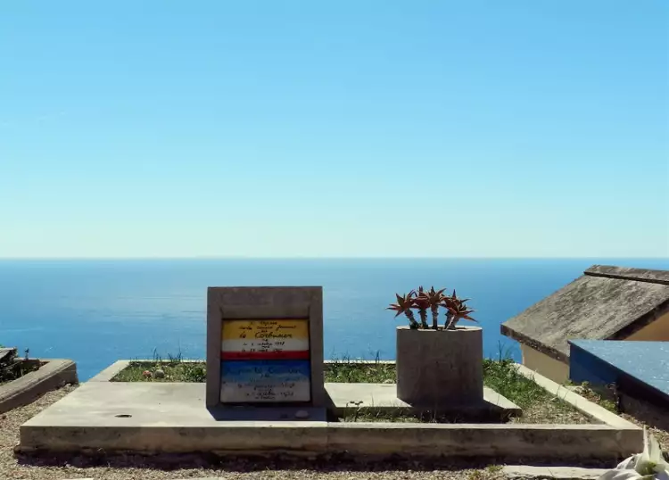 Ле Корбюзье. Могила Ле Корбюзье. Roquebrune-Cap-Martin, 1965