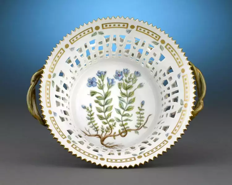 Royal Copenhagen. Фарфоровое блюдо