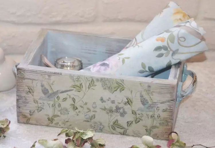 Декупаж. Декупаж короба в стиле Прованс, ХХ век