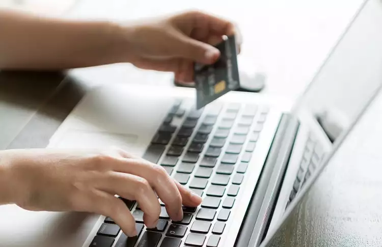 Онлайн-оплата товаров Онлайн-оплата товаров