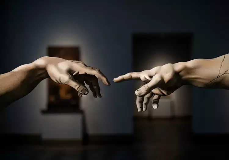 Шедевр эпохи Возрождения: «Сотворение Адама» Микеланджело