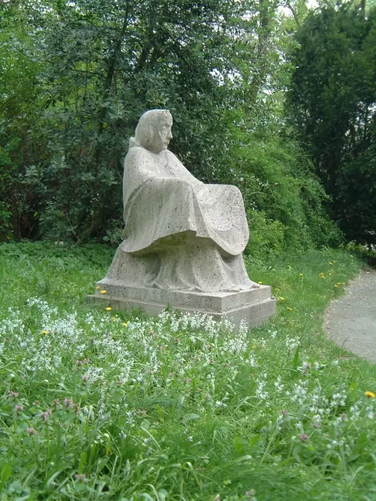 Эрнст Барлах. Скульптура «Мать-земля», 1920