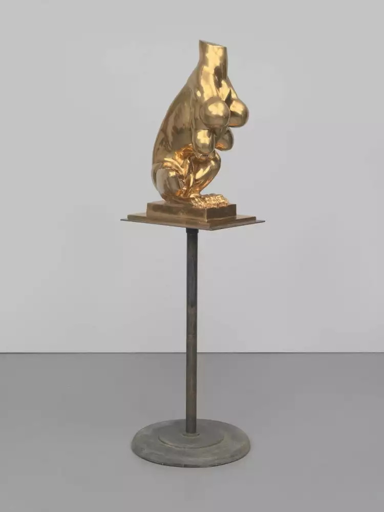 Луиза Буржуа. Скульптура Nature Study, 1984