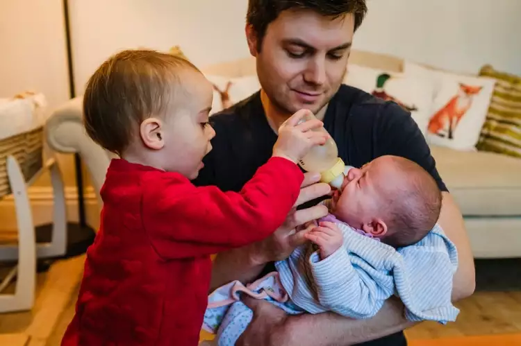 Семейная фотография. Аня Пельманн. «Кормление младенца»