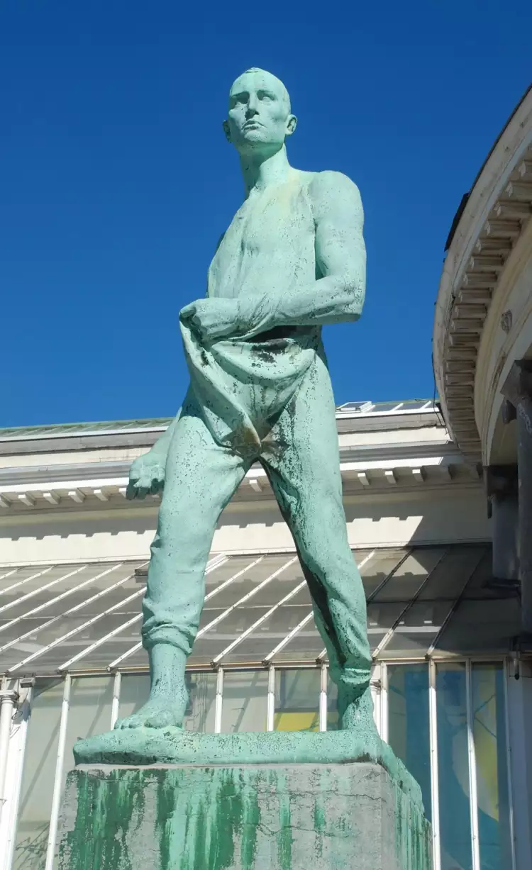 Константин Менье. Скульптура «Сеятель», 1896