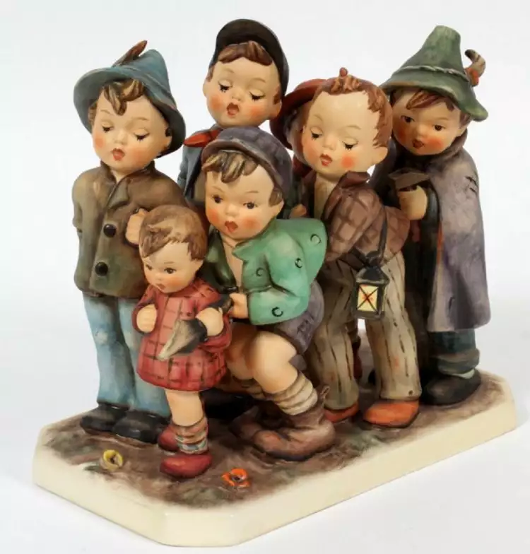 Фарфоровая статуэтка Hummel. Adventure Bound