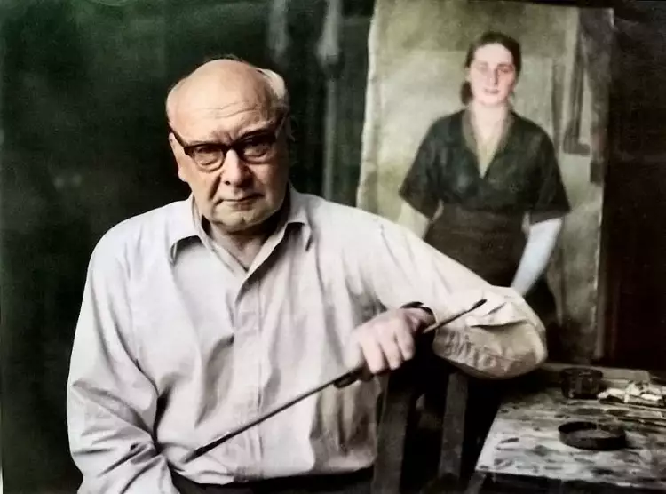 Владимир Лебедев. Фотография художника, дата неизвестна Владимир Лебедев. Фотография художника, дата неизвестна