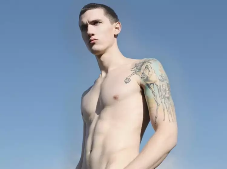 Татуировка. Фрагмент картины Сальвадора Дали Искушение святого Антония