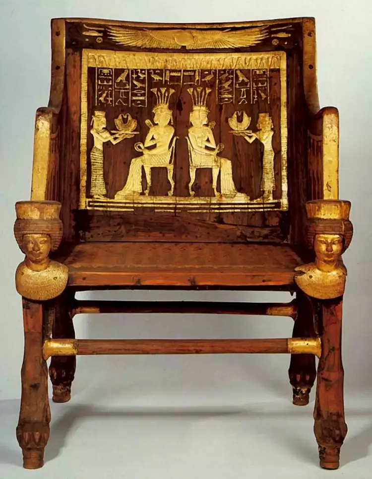 Мебель. Кресло царевны Сит-Амон в древнеегипетском стиле, XIV век до нашей эры Мебель. Кресло царевны Сит-Амон в древнеегипетском стиле, XIV век до нашей эры