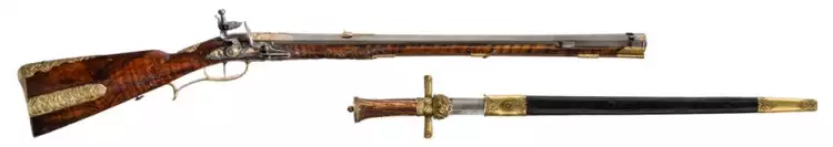 Hermann Historica. Fusil à pompe Hermann Historica. Fusil à pompe