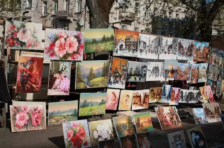 ТОП-5 ошибок при продаже художником своих картин. Львовский вернисаж ТОП-5 ошибок при продаже художником своих картин. Львовский вернисаж