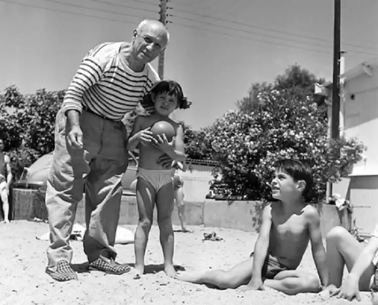 Где любили отдыхать великие художники. Пикассо и дети