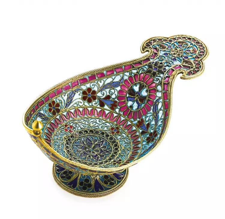 Gustav Klingerts Silber. Vergoldete Silberkelle mit Glasgemälde-Emaille, 1894 Gustav Klingerts Silber. Vergoldete Silberkelle mit Glasgemälde-Emaille, 1894