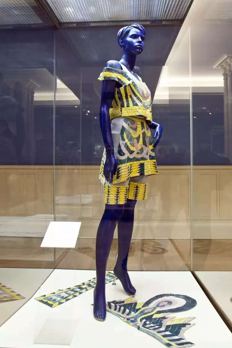 Выставка «Фарфор может всё»