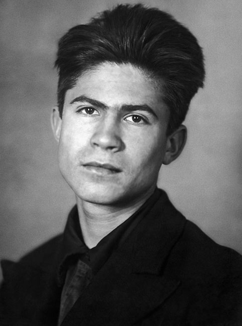 Alexey Vasilievich Mozhaev (1921 - 1994) - Foto 1