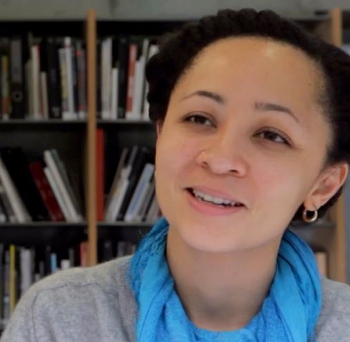 Pamela Phatsimo Sunstrum (1980) - Foto 1