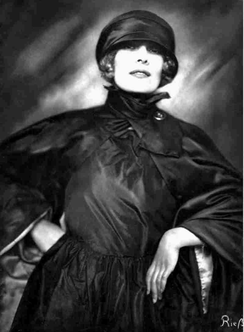 Xenia Leonidowna Boguslawskaja (1892 - 1972) - Foto 1