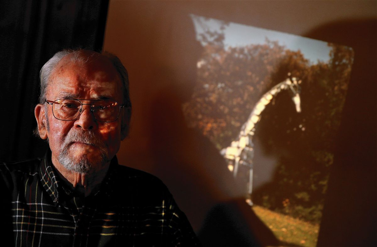 John Kearney (1924 - 2014) - Foto 1