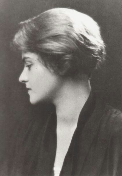 Anna Justine Mahler (1904 - 1988) - photo 1