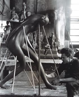 Хьюго Робус (1885 - 1964) - фото 1