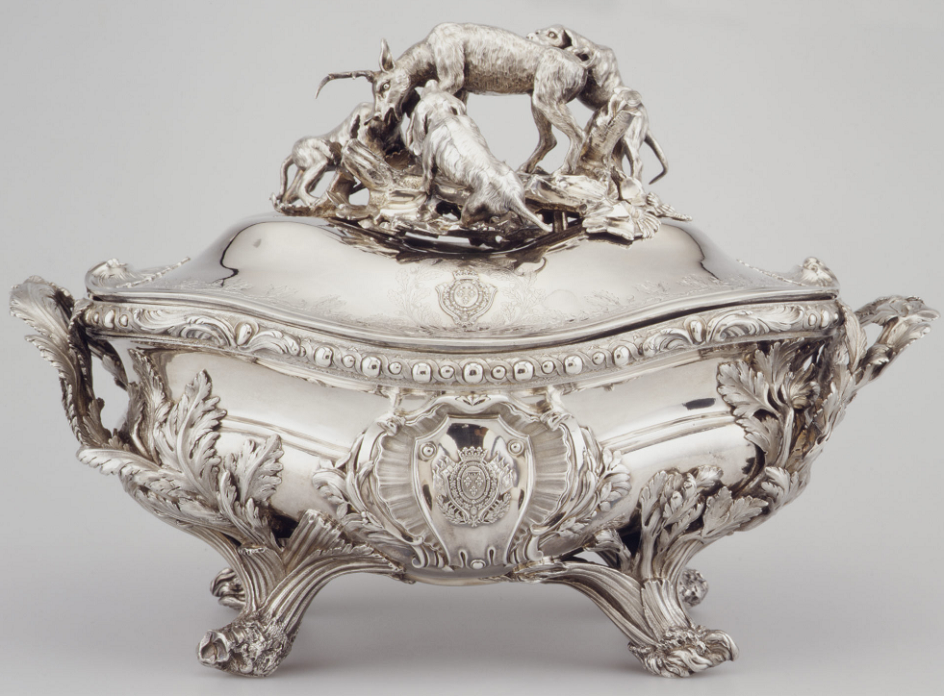 Серебряные изделия Франции XVII-XVIII века. Супница с крышкой, серебро, 1757-1759
