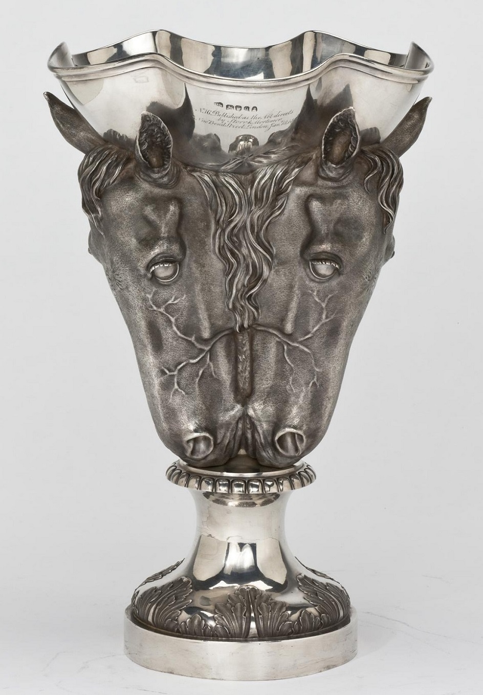 Английское серебро: Призовой кубок. Storr & Мортимер, 1831