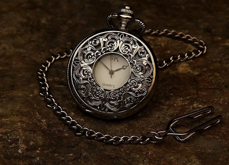 Серебро. Серебряные часы