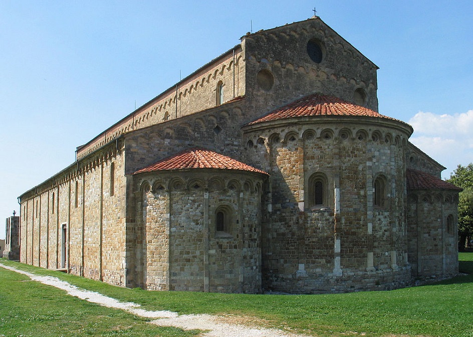 Архитектура. Романская базилика Сан-Пьеро-а-Градо в Пизе, X век