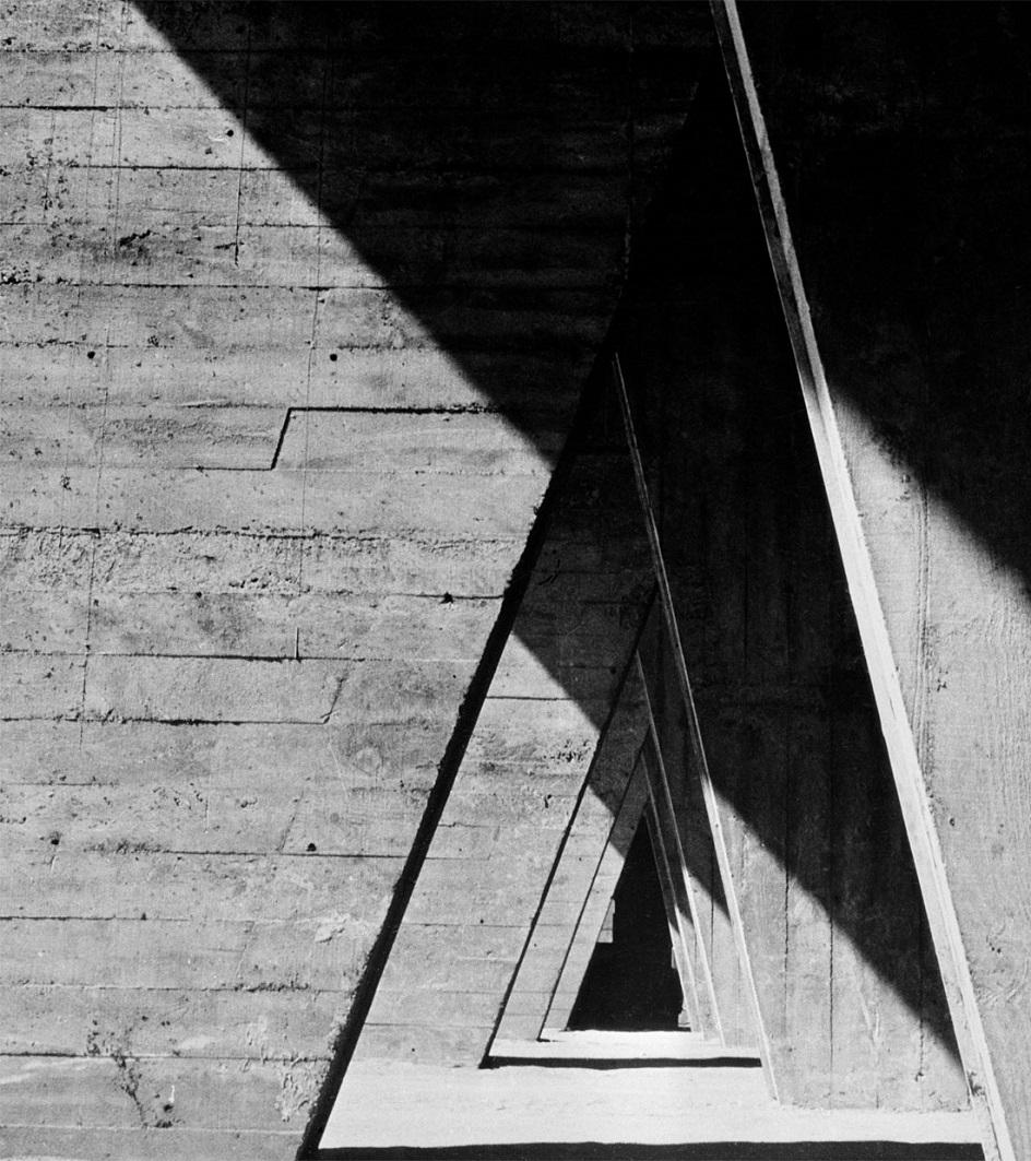 Архитектурная фотография. Люсьен Эрве. «ЖК Жилая единица по проекту Ле Корбюзье», 1954