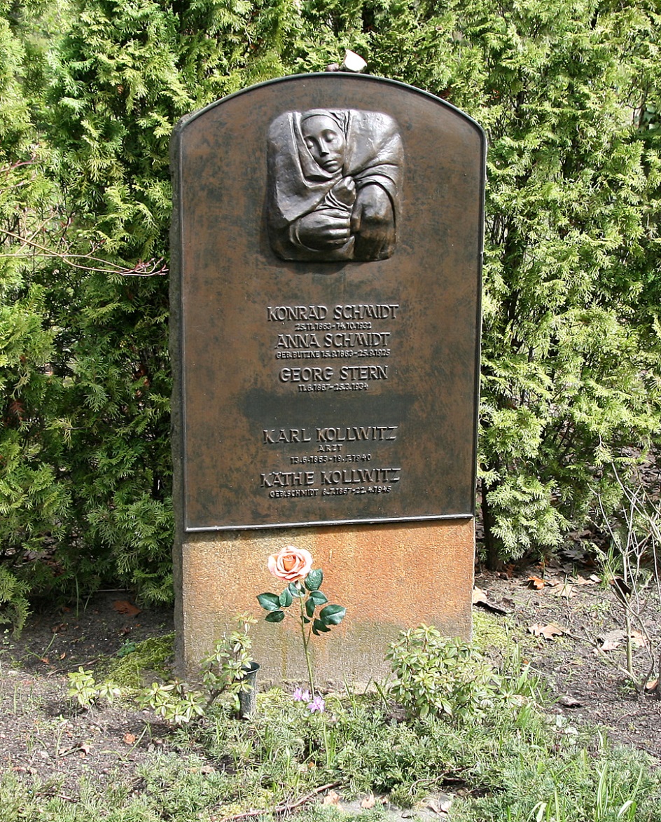 Кете Кольвиц. Могила Кете Кольвиц на Берлинском кладбище Фридрихсфельде, наши дни