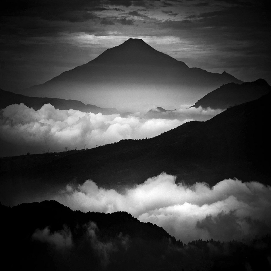 Черно-белая фотография. Хенгки Коэнджоро. «Без названия»