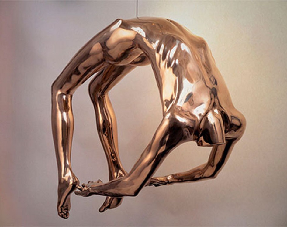 Луиза Буржуа. Скульптура Arch of hysteria, 1993