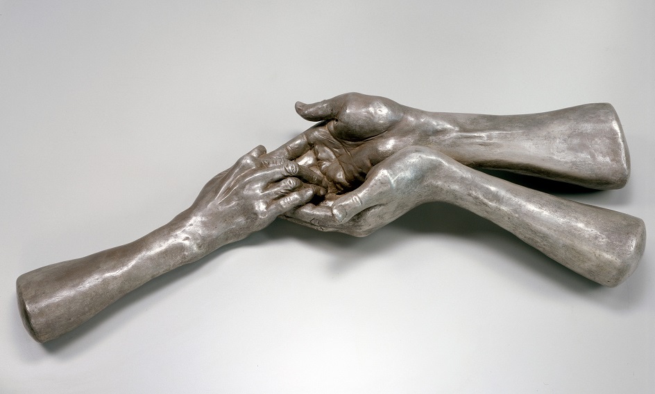 Луиза Буржуа. Скульптура The Welcoming Hands, 1996